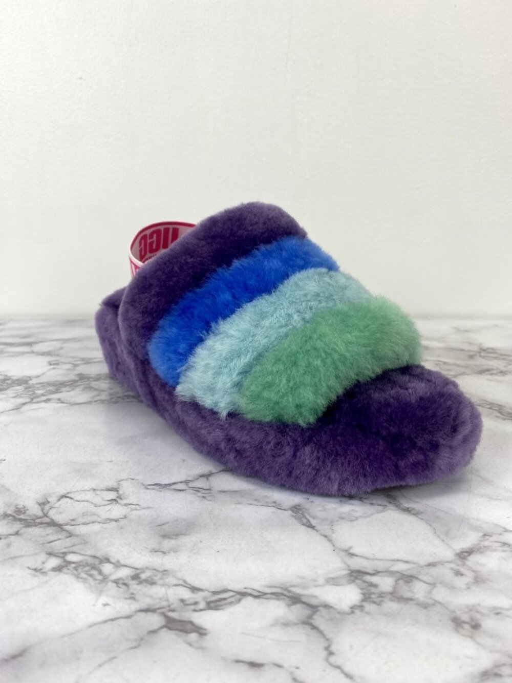 UGG Fluff Yeah Rainbow Purple Furry Women’s Slides Sz 7